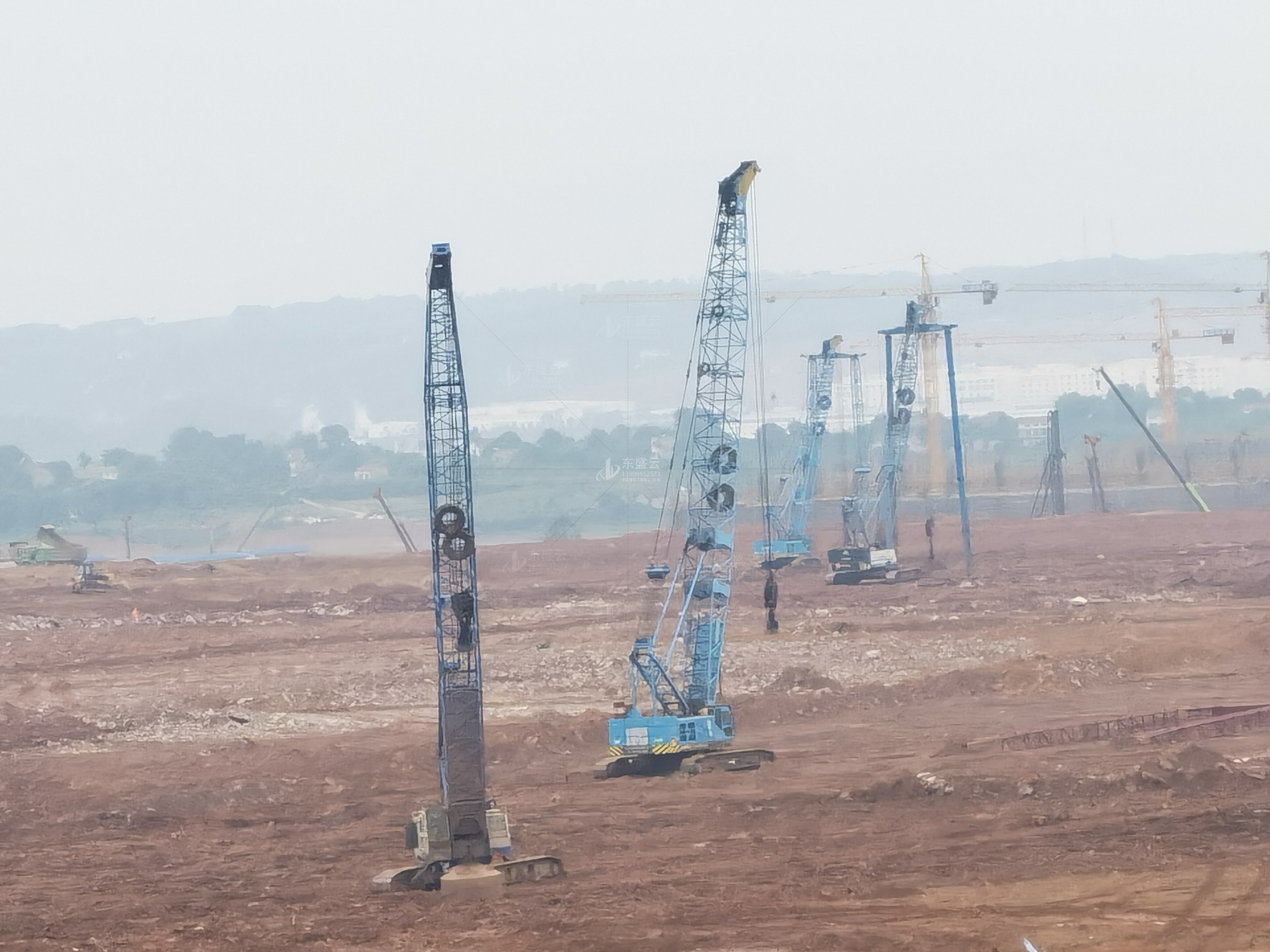 東盛云強夯公司承建湖北宜昌邦普一體化宜化子項目施工現場